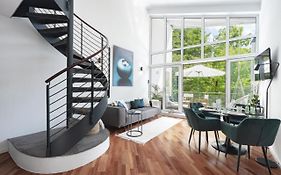 Blueberry Living - Design Loft Nahe Muenchen - Dachterrasse - S-Bahn